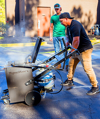 Crack Filling and Asphalt Repair with the RY10 Elite Crackfill Melter Applicator